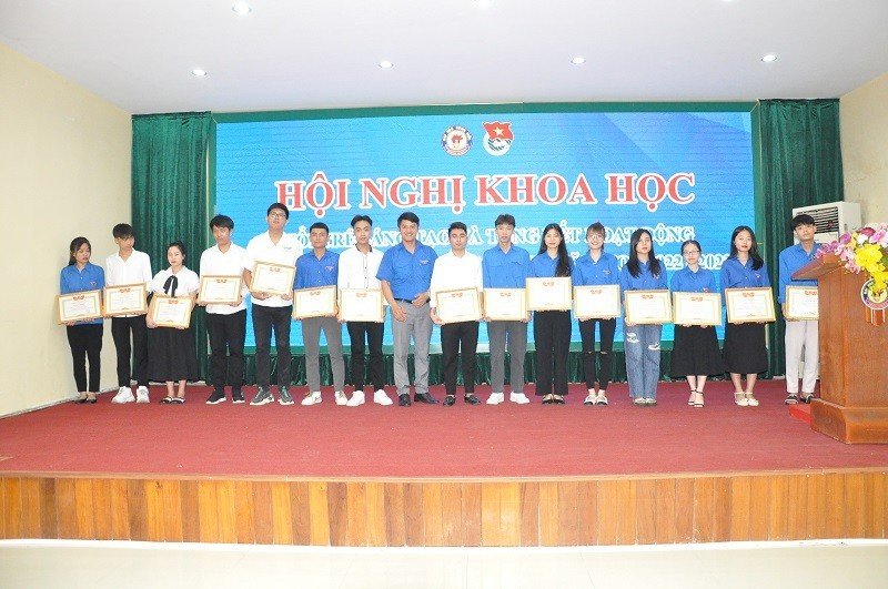 Media/1003_hdu_doanthanhnien/FolderFunc/202306/Images/giai-kk-20230608040157-e.jpg