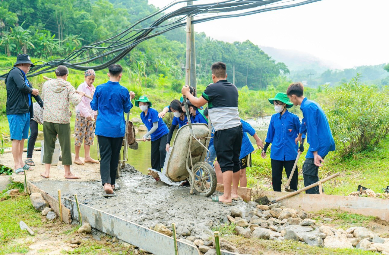 Media/1003_hdu_doanthanhnien/FolderFunc/202308/Images/lam-duong-3-20230802093323-e.jpg