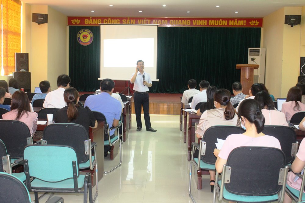 Hội nghị triển khai Kế hoạch rà soát, cập nhật chương trình đào tạo áp dụng cho khóa tuyển sinh năm 2022