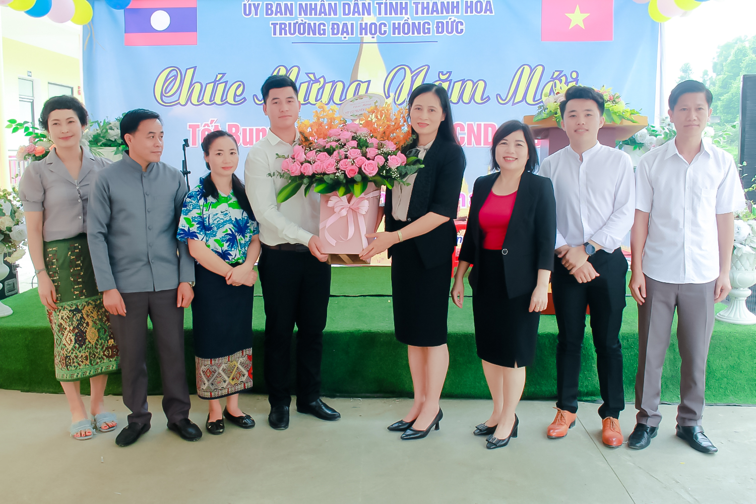 Giảng đường đại học xứ Thanh: Nơi gửi gắm tình cảm mến yêu và khát vọng tuổi trẻ