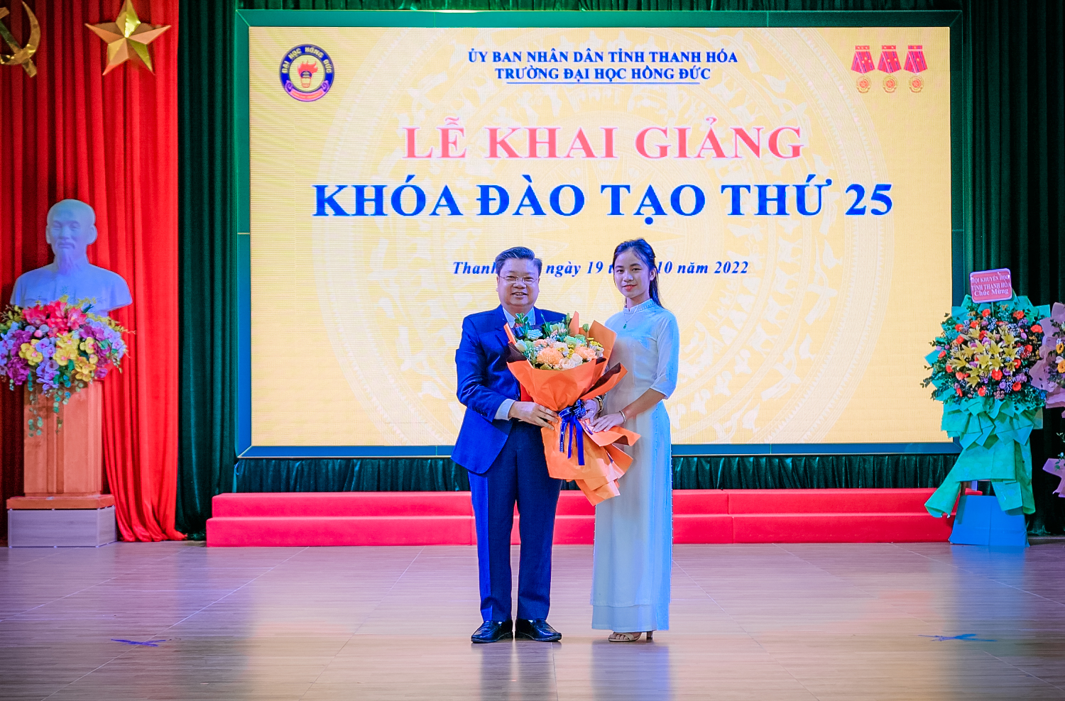 Trường Đại học Hồng Đức khai giảng Khoá đào tạo thứ 25