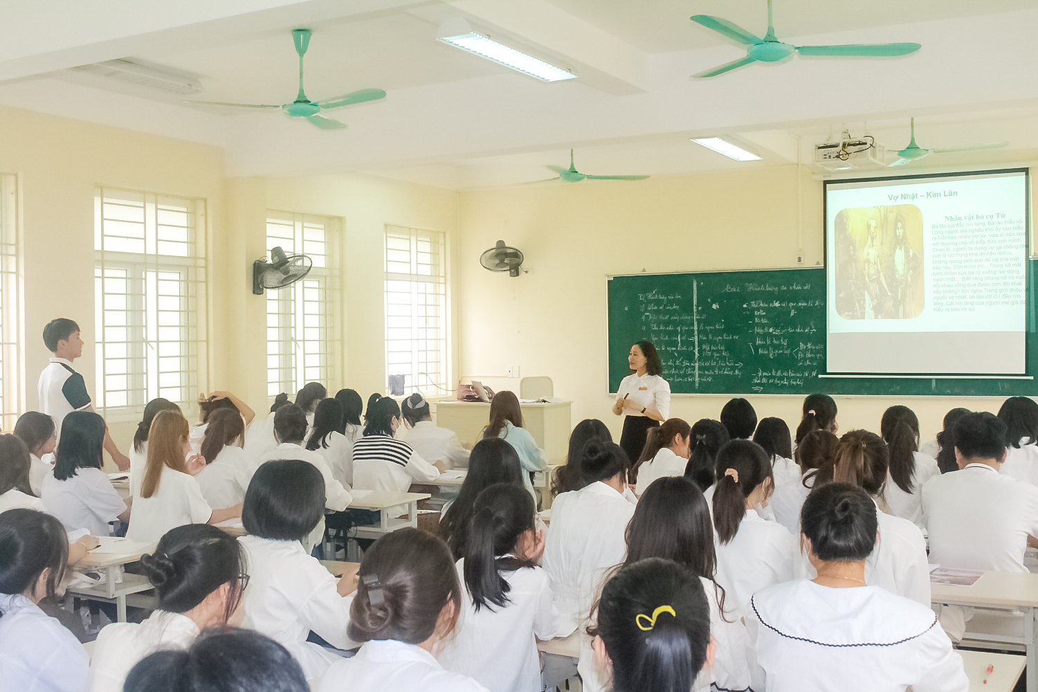 Mỗi giờ lên lớp là một đổi mới, sáng tạo trong hoạt động giảng dạy