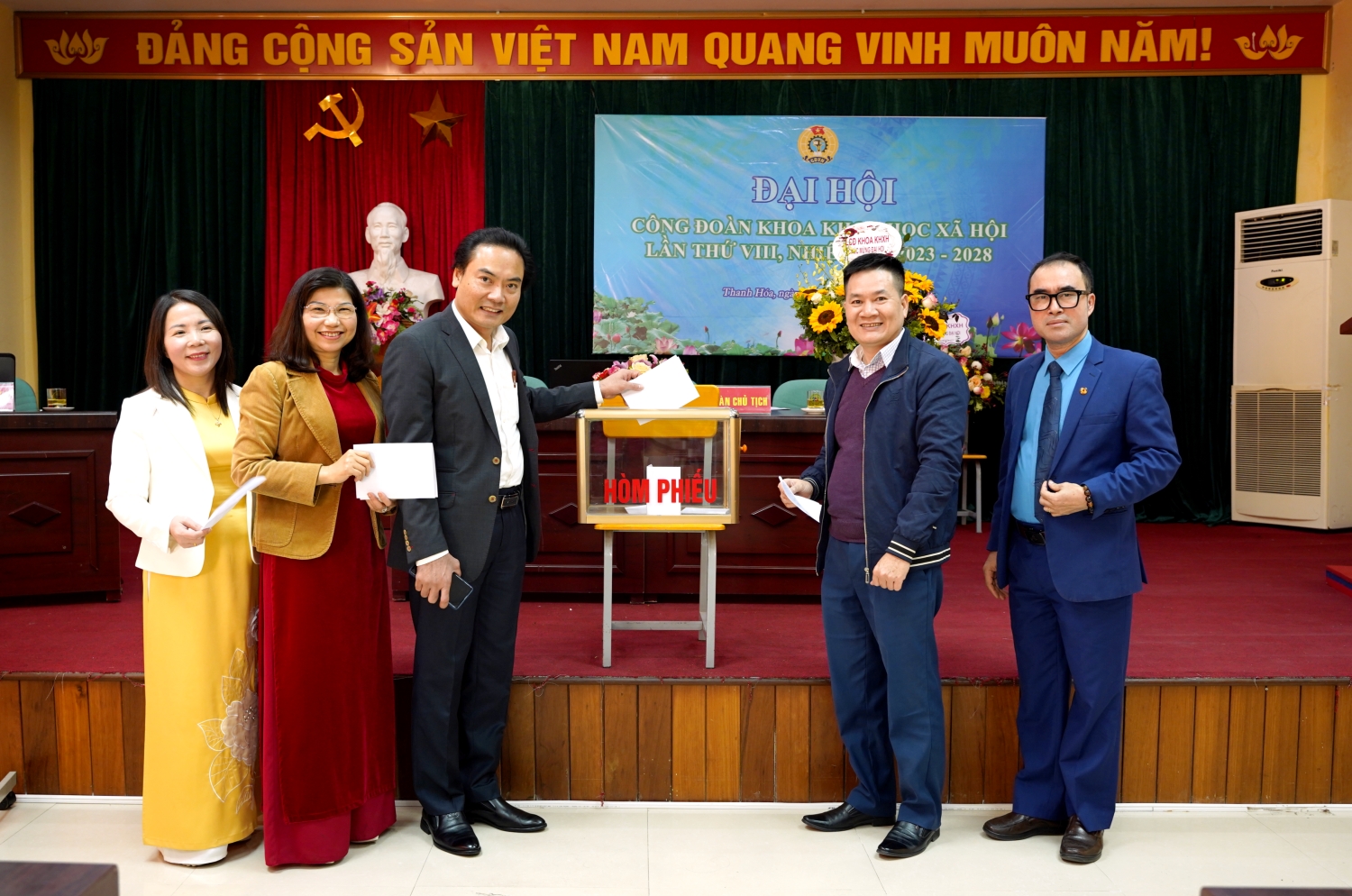 Khoa Khoa học Xã hội tổ chức thành công Đại hội Công đoàn nhiệm kỳ 2023 - 2028