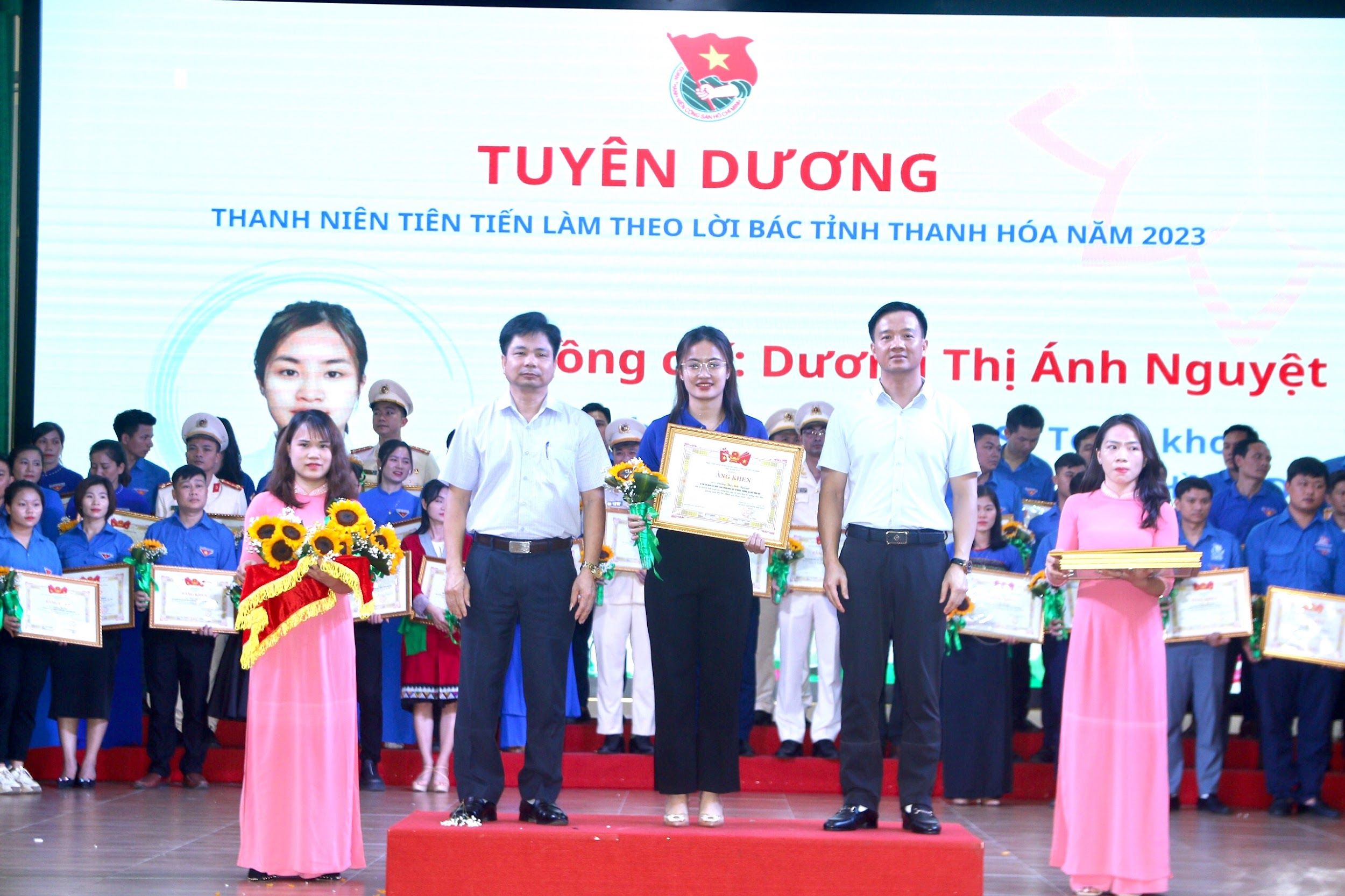 Sinh viên Dương Thị Ánh Nguyệt – K23 Đại học sư phạm Toán đạt danh hiệu thanh niên tiên tiến làm theo lời Bác tỉnh Thanh Hóa năm 2023
