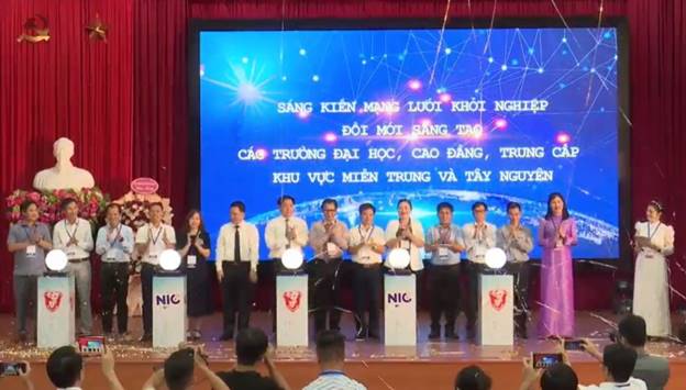 Đoàn công tác Trường Đại học Hồng Đức tham dự diễn đàn “Đổi mới sáng tạo và Khởi nghiệp miền Trung và Tây Nguyên”