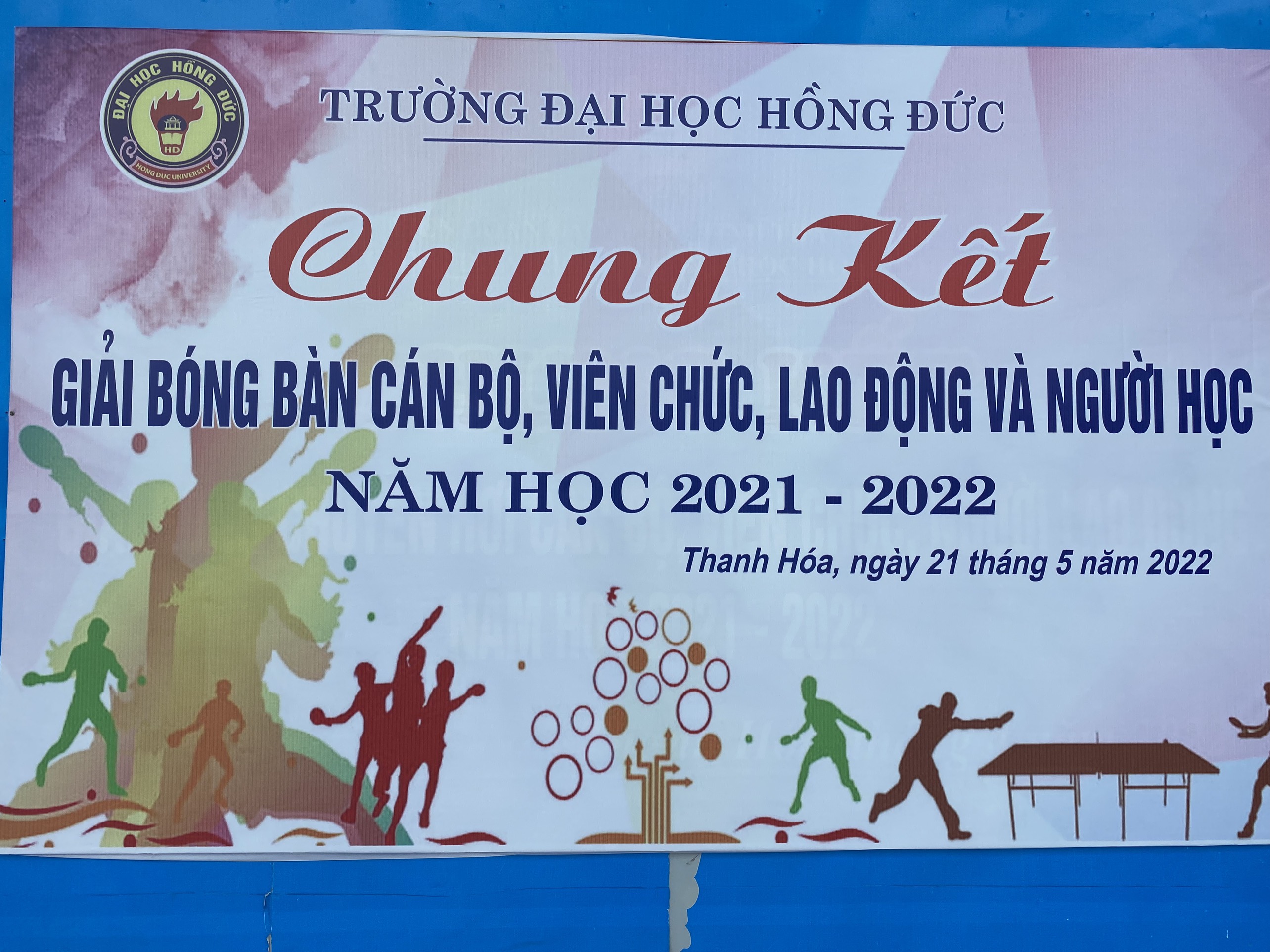 Sinh viên Khoa KHTN tham gia giải bóng bàn CBVC - LĐ và người học năm học 2021 - 2022