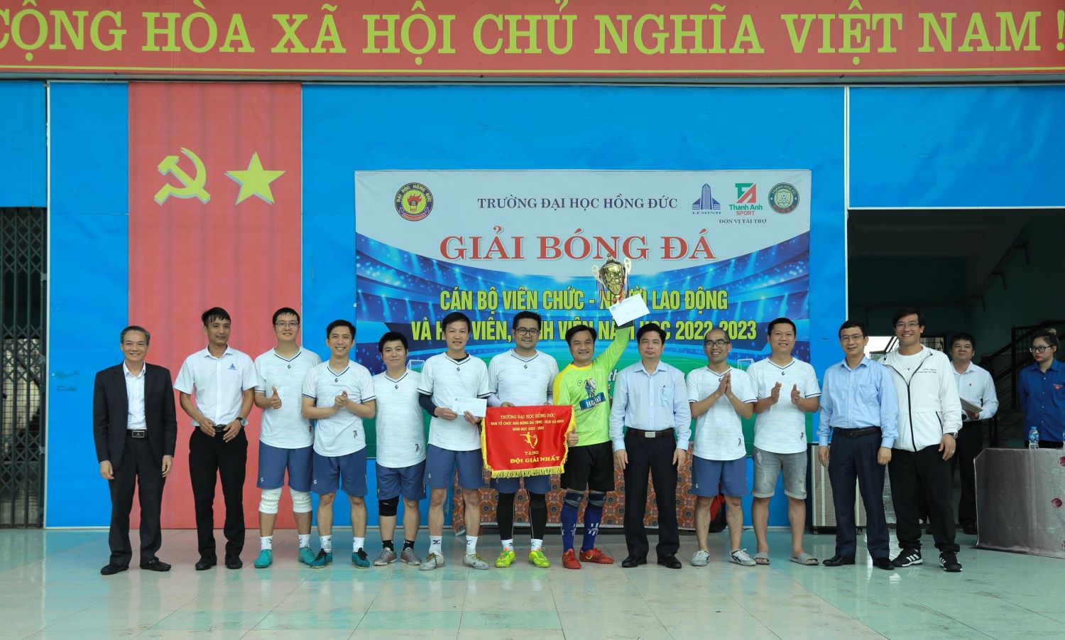 Chung kết Giải bóng đá cán bộ viên chức – người lao động và học sinh sinh viên Trường Đại học Hồng Đức năm học 2022 - 2023