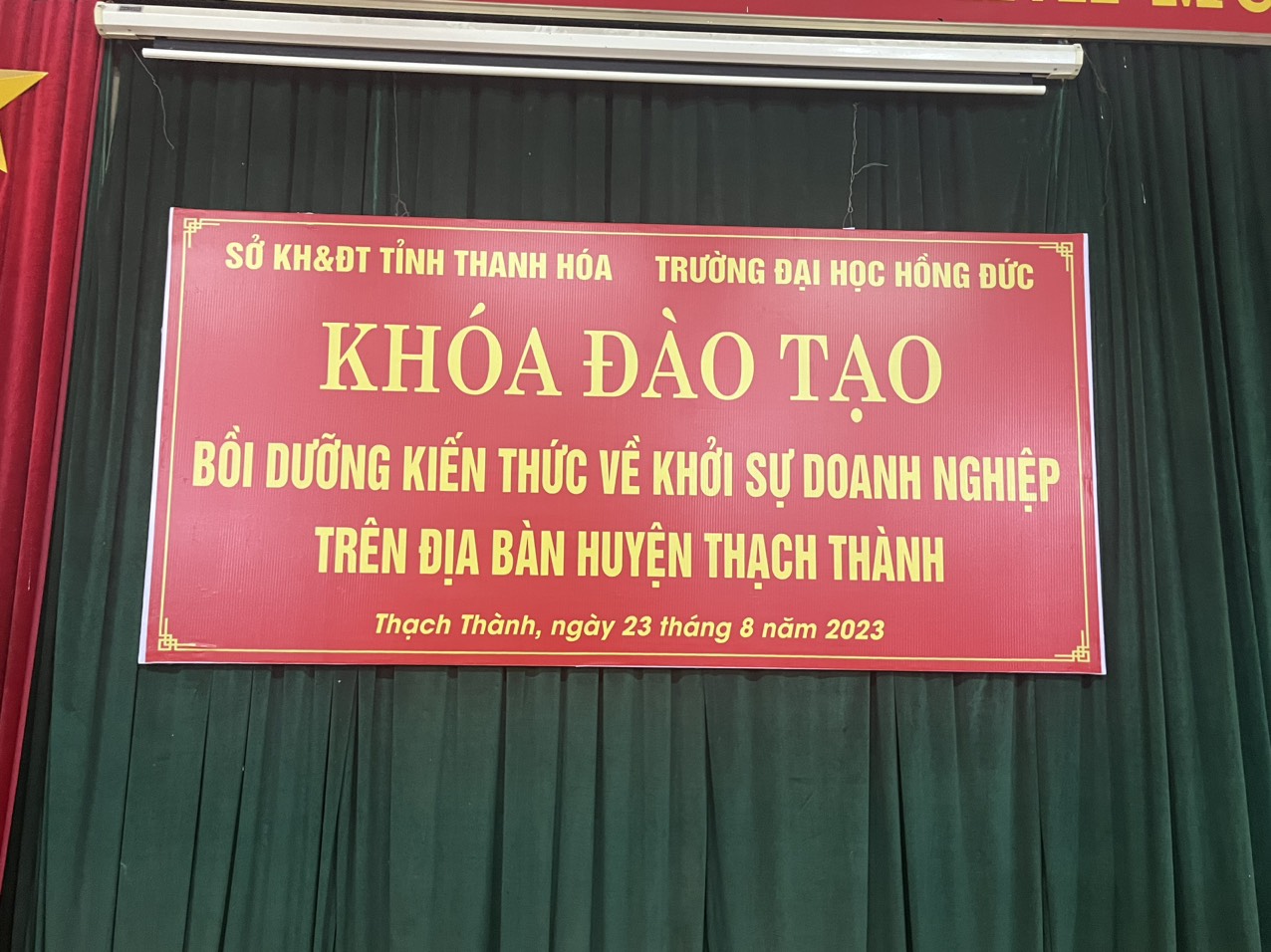 Trường Đại học Hồng Đức Khai giảng đào tạo 20 lớp " Khởi sự doanh nghiệp" trên địa bàn Huyện, Thị, Thành phố Thanh Hoá