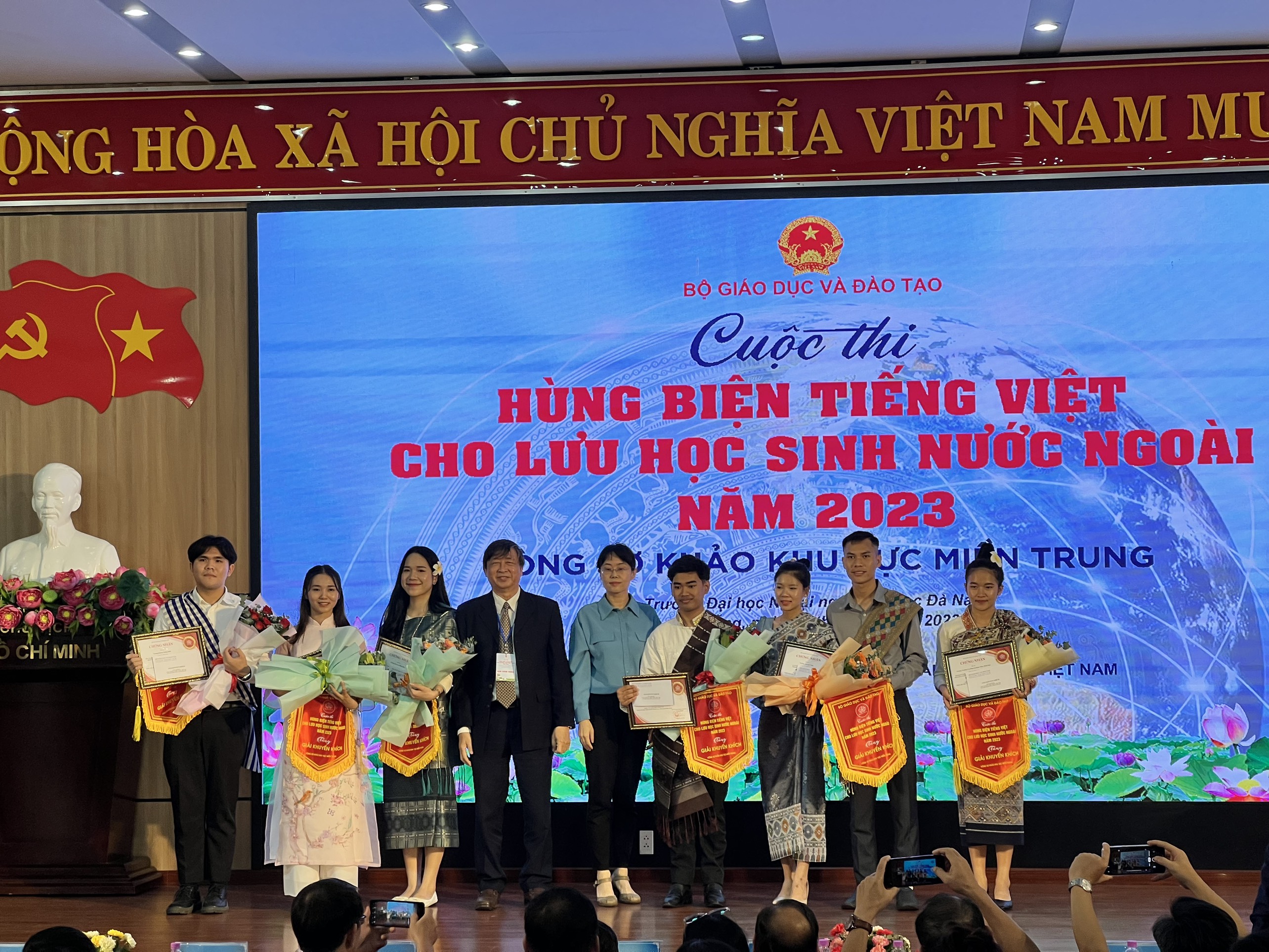 Students from Hong Duc University participated in the Vietnamese Eloquence Competition for Foreign Students in 2023.