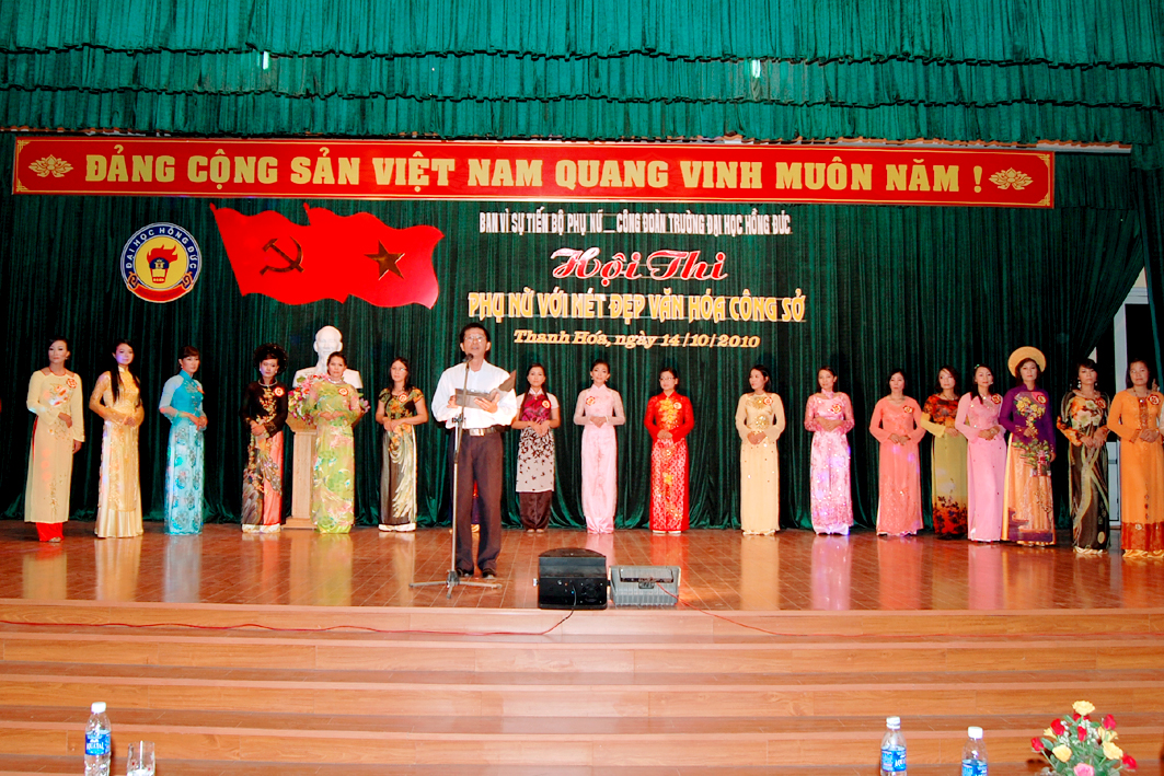 Hội thi "Phụ nữ với nét đẹp công sở" kỷ niệm 80 năm ngày thành lập Hội LHPN Việt Nam 20/10/2010