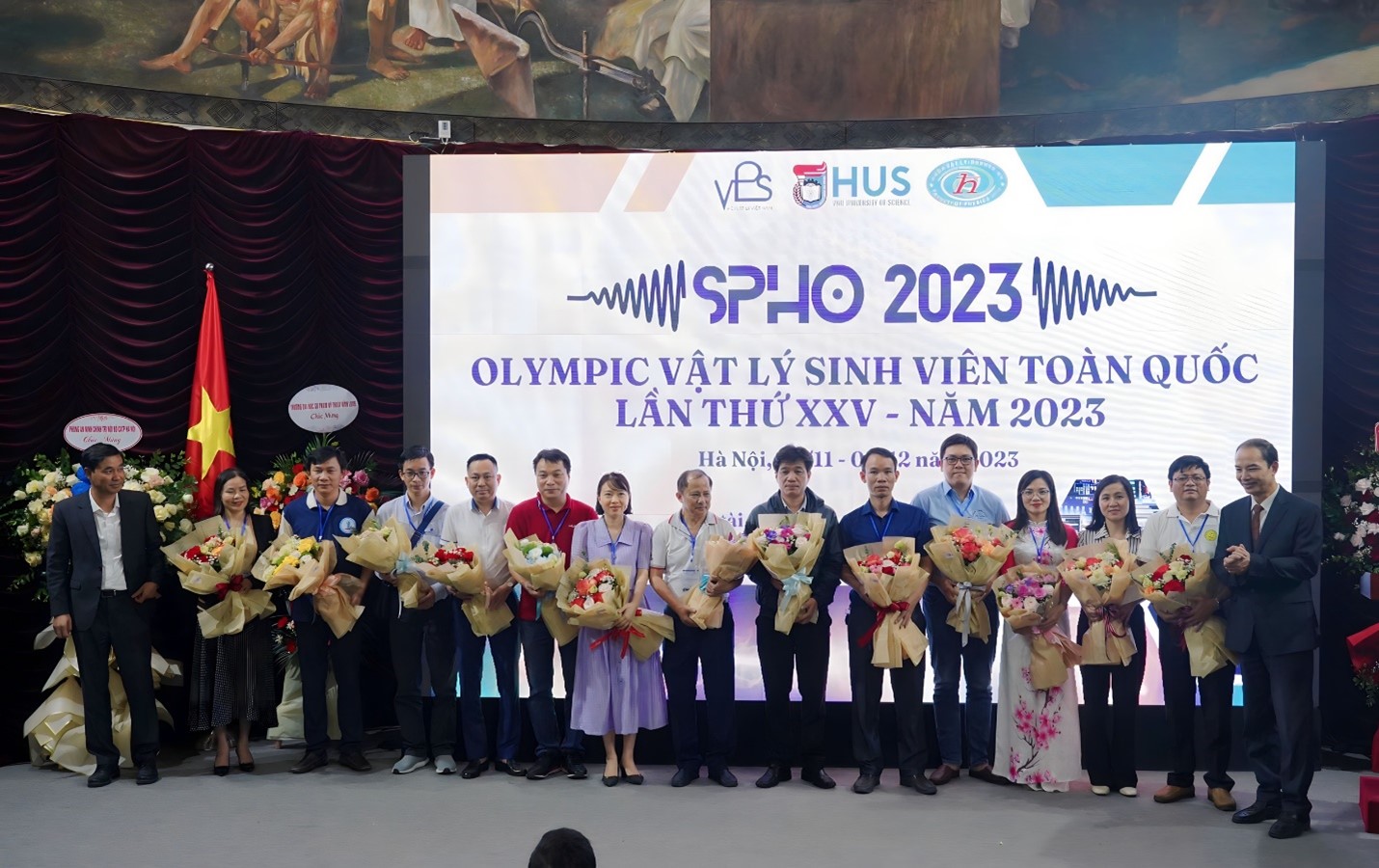 Đoàn viên sinh viên Trường ĐH Hồng Đức xuất sắc đạt giải ba toàn đoàn tại Kỳ thi Olympic Vật lý Sinh viên toàn quốc lần thứ XXV năm 2023