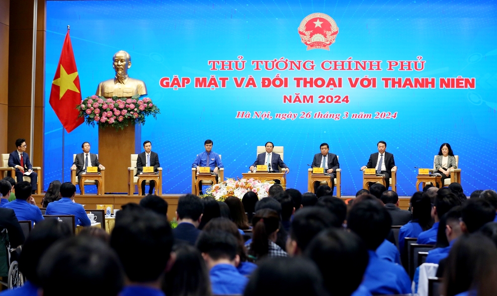 Thủ tướng Chính phủ gặp mặt và đối thoại với thanh niên Việt Nam năm 2024 với chủ đề: "Phát huy vai trò xung kích của thanh niên trong công cuộc chuyển đổi số quốc gia".