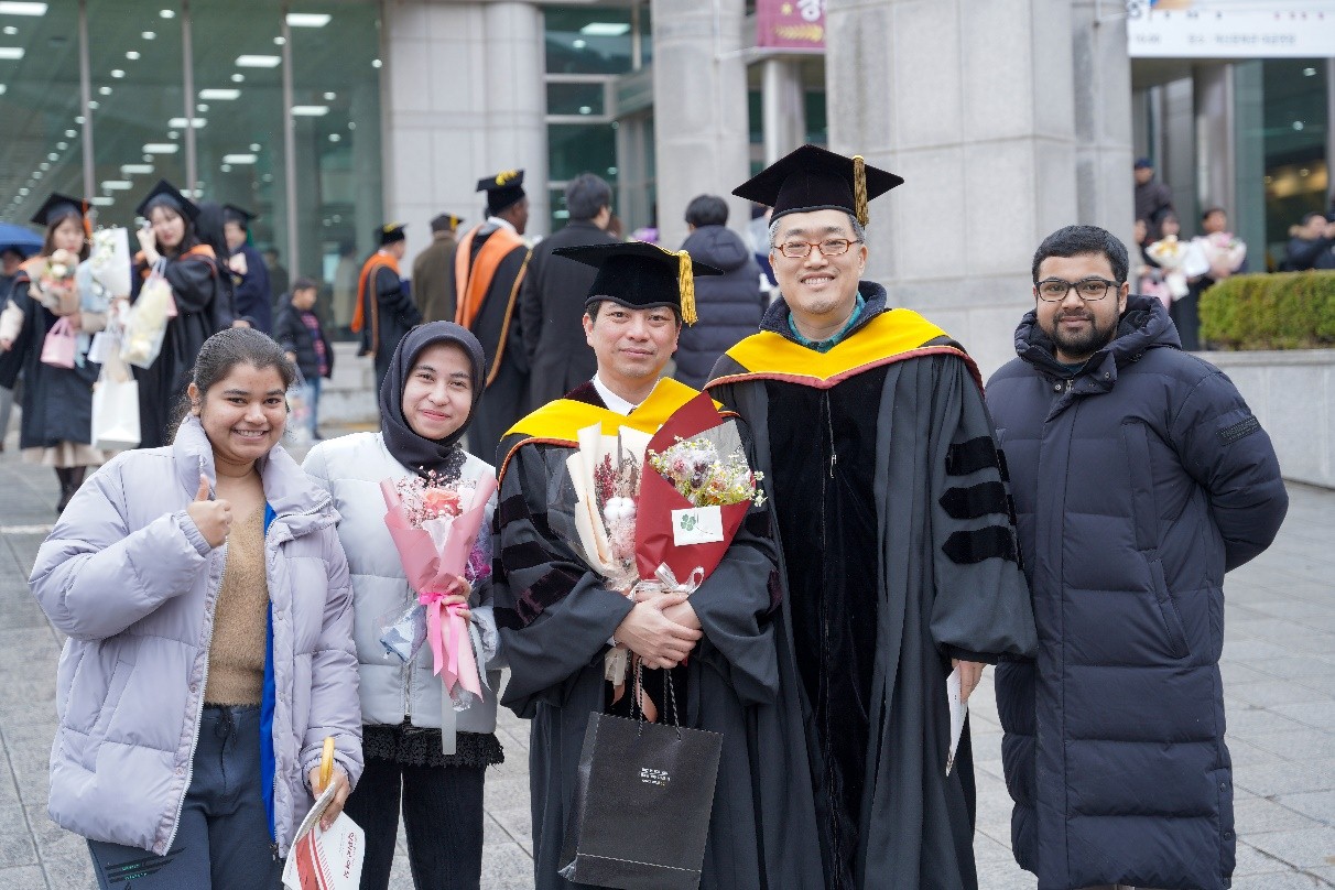 NCS Nguyễn Lê Thi nhận bằng Tiến sĩ tại trường tại Đại học Quốc gia Chungbuk, Hàn Quốc