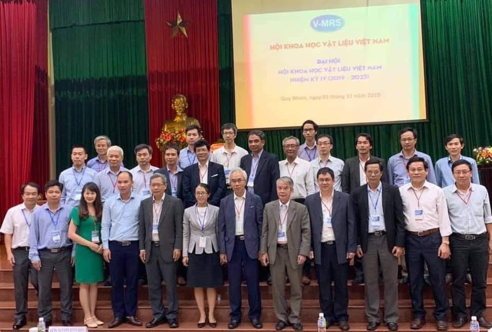 Đoàn trường ĐH Hồng Đức tham dự hội nghị Vật lý chất rắn và khoa học Vật liệu liệu lần thứ 11 tại Quy Nhơn