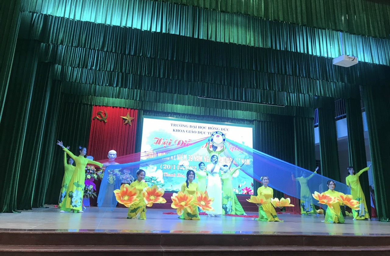 Liên hoan văn nghệ chào mừng ngày Nhà giáo Việt Nam 20/11/2016