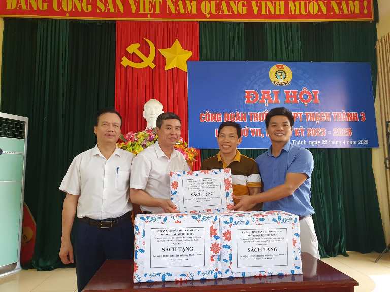 Hoạt động phát triển Văn hóa đọc tại cộng đồng của Trung tâm TT-TV Trường Đại học Hồng Đức ở một số huyện miền núi Thanh Hóa