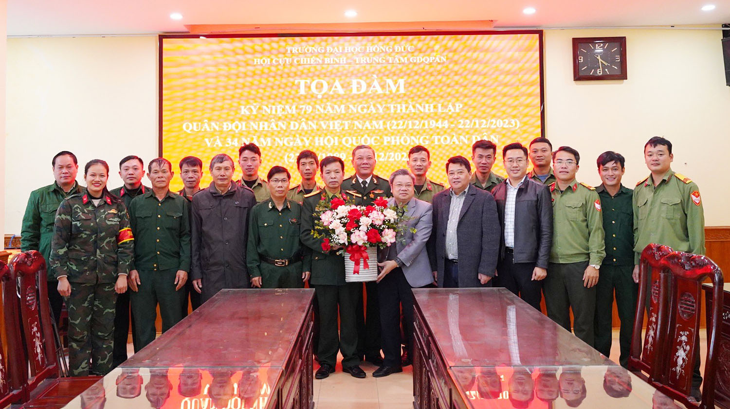 Tọa đàm kỷ niệm 79 năm ngày thành lập Quân đội Nhân dân Việt Nam (22/12/1944 - 22/12/2023)